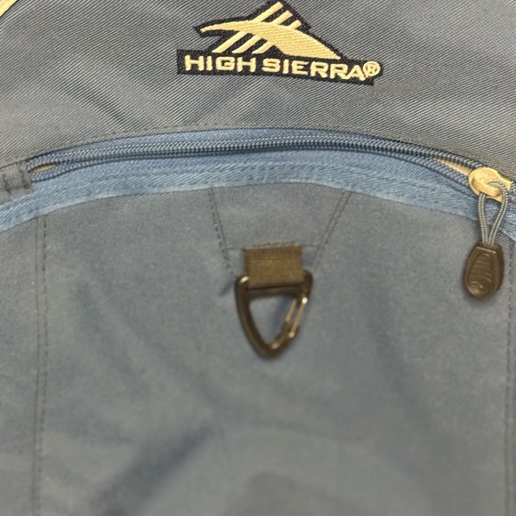 High Sierra Blue Wheeled Travel Bag with Retractable Handle - Picture 6 of 11